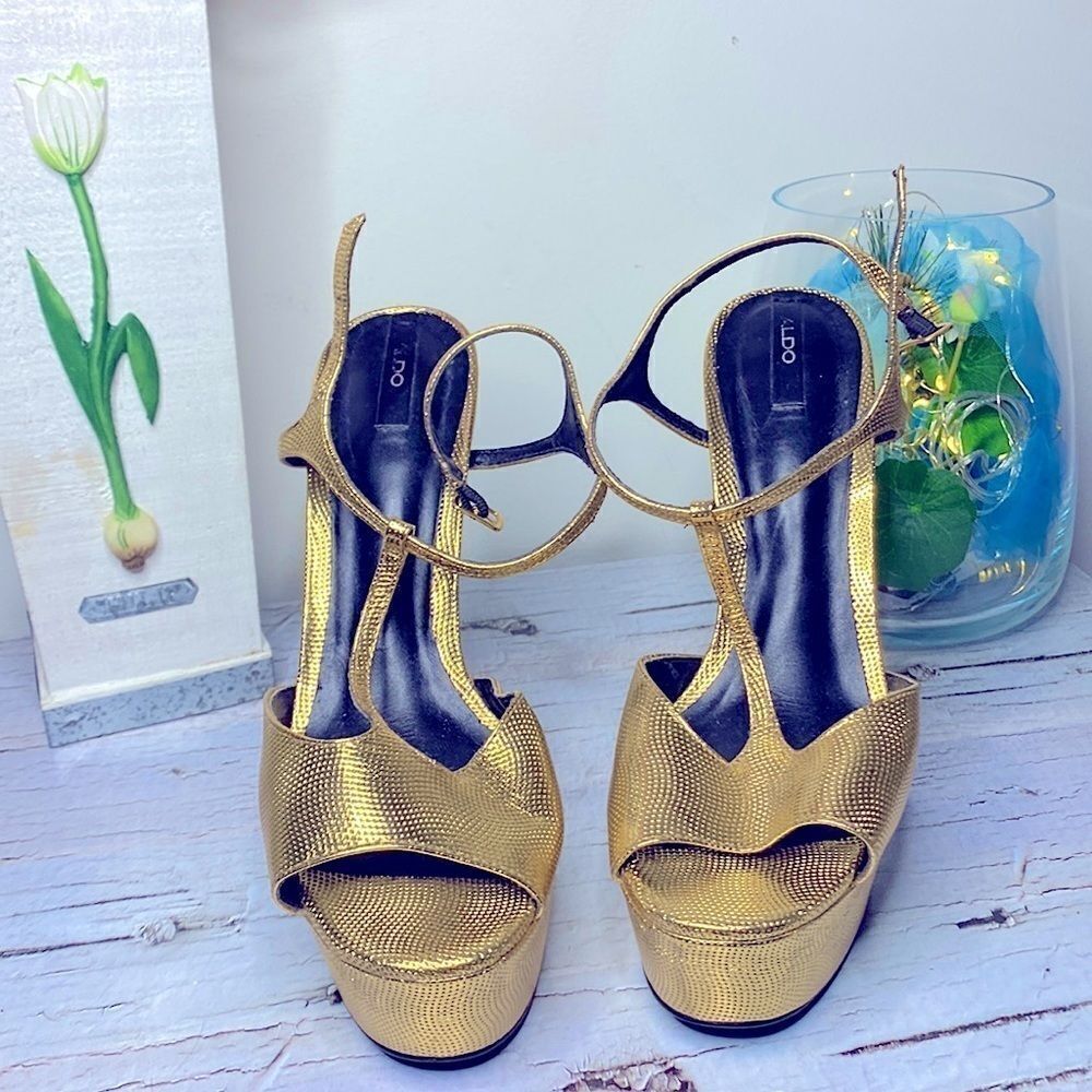 🌷ALDO🌷 GORGEOUS Gold Platform Stiletto Heels NWOT - Picture 3 of 11